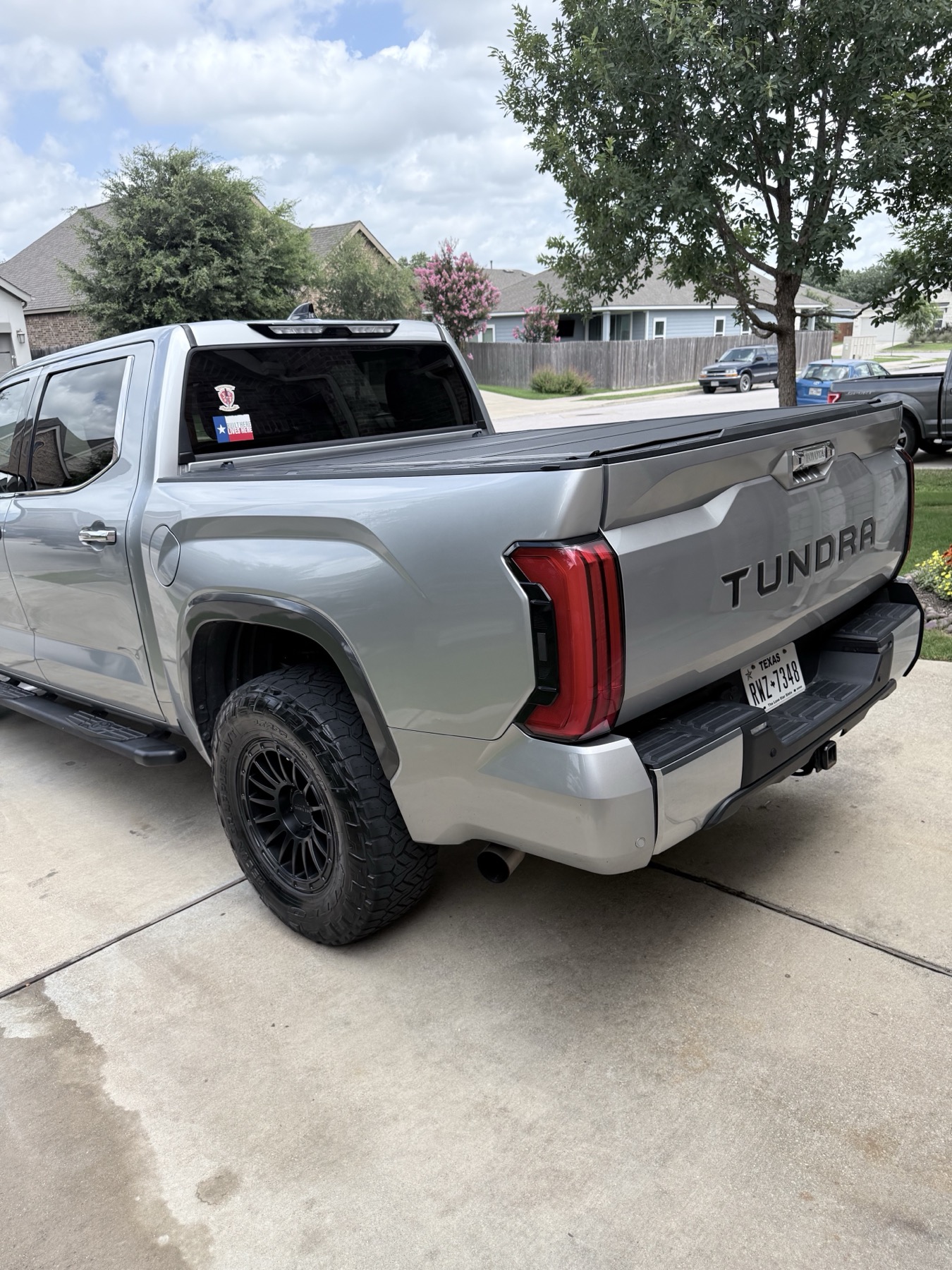 Toyota Tundra rear exterior after premium mobile truck detail