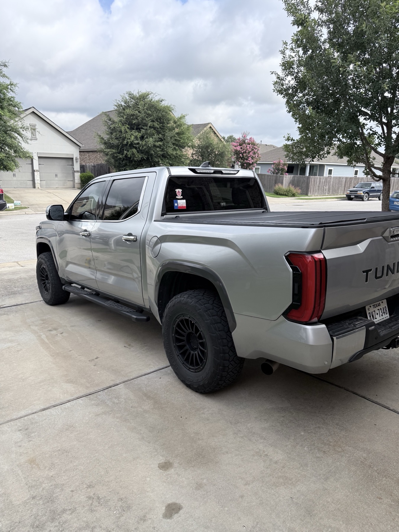 Toyota Tundra side profile after premium exterior mobile detail